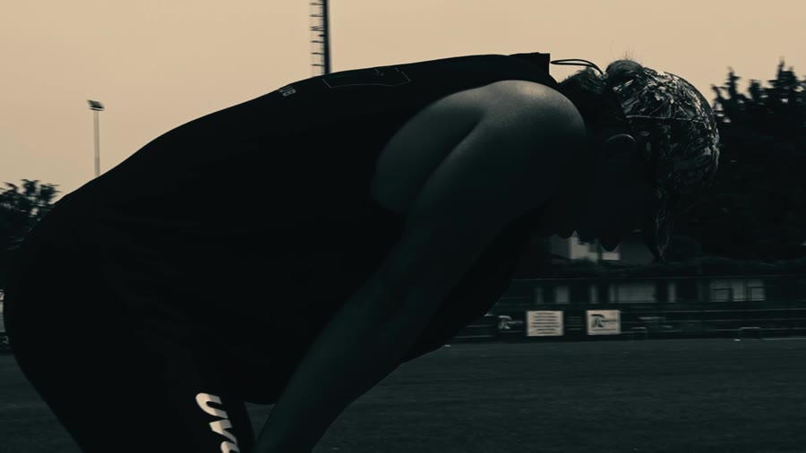 Atleta in allenamento sulla pista, dal progetto Be Ultra